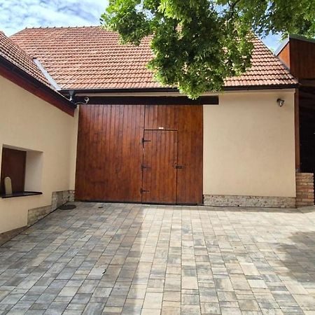 Apartmány Pulgary Bulhary Esterno foto