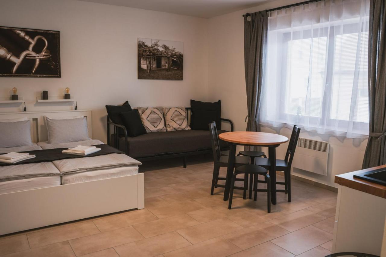 Apartmány Pulgary Bulhary Esterno foto